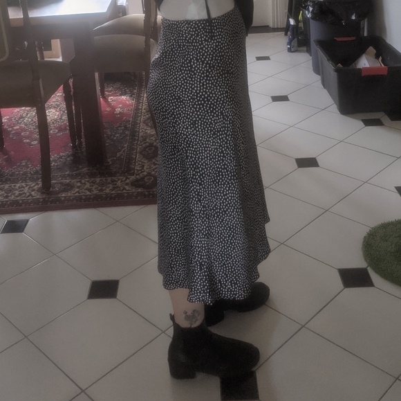 Black and white polka dot midi skirt - Picture 2 of 4
